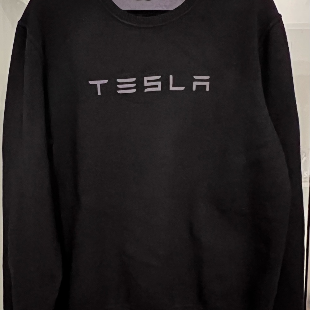 Tesla Men's Crewneck Sweater in Black